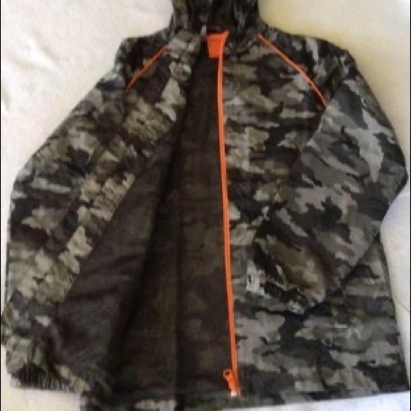 Kids Camo Windbreaker - Picture 2 of 2